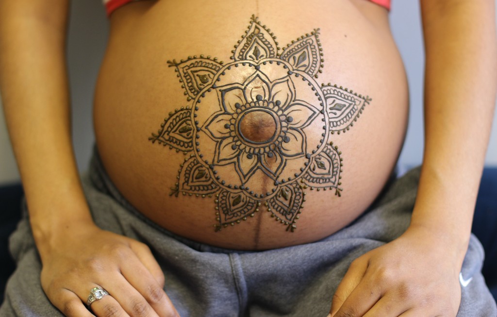 Prenatal pregnancy belly art henna mehndi mehandi pregnant hennasooq baltimore columbia maryland
