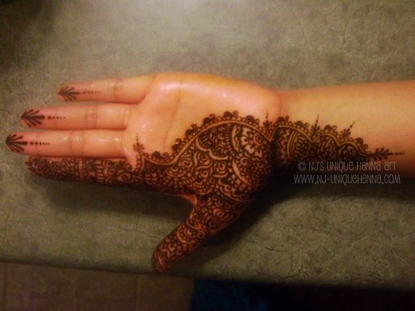 Nadra’s Henna Artist Contest Entry