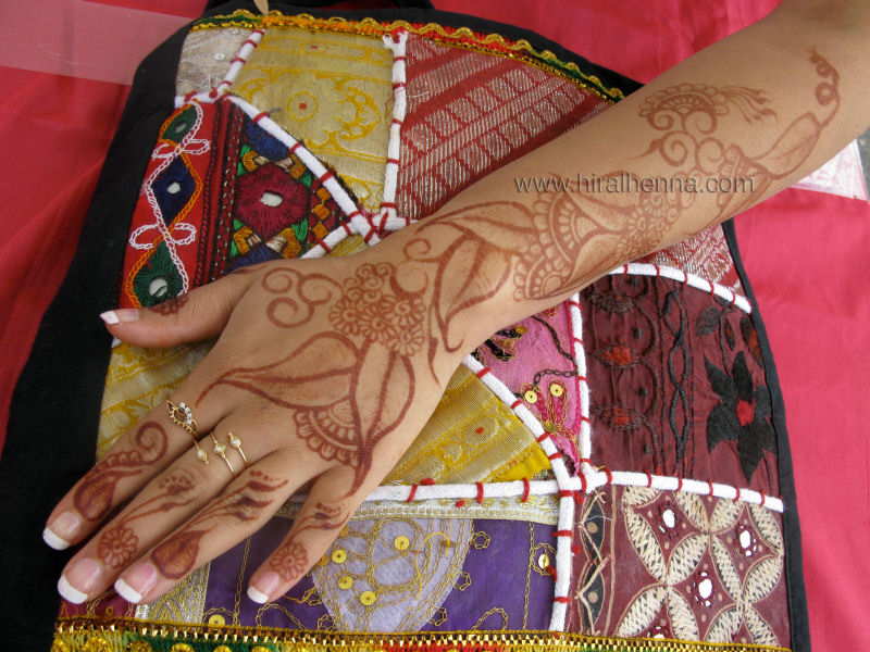 Hiral’s Henna Artist Contest Entry