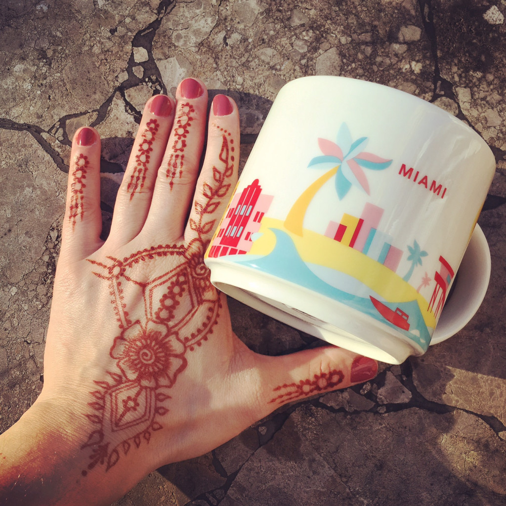 Henna Khadija Miami Hennasooq starbucks cup mug coffee beach hennatattoo tattoo hand essie nails