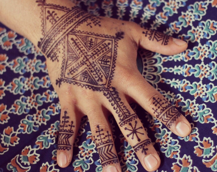 Have you tried Henna Mixed with Jagua?