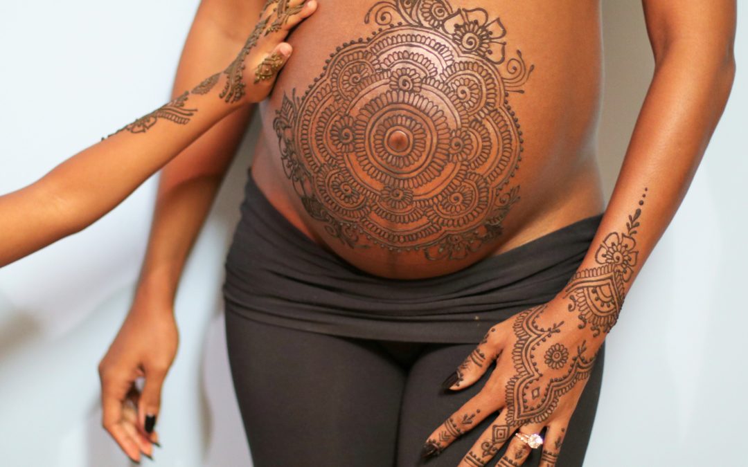 Beautifully Sexy Henna Belly for Curly Nikki